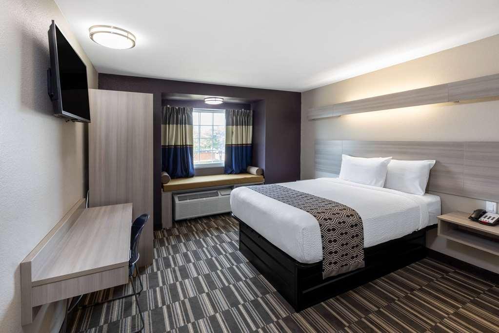 Microtel Inn & Suites By Wyndham Bossier City Room photo